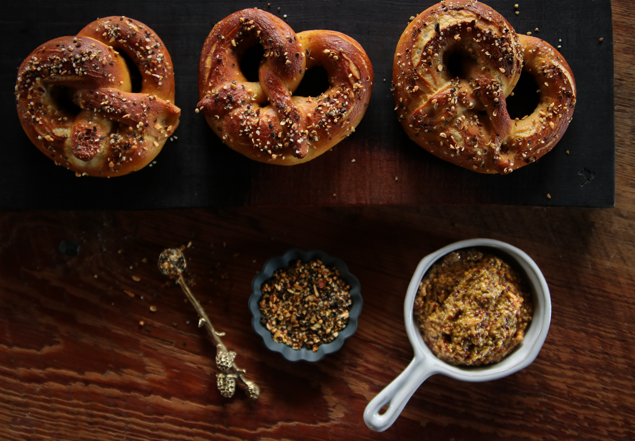 https://www.thefarmhouseproject.com/easy-homemade-soft-pretzels/img_0360/